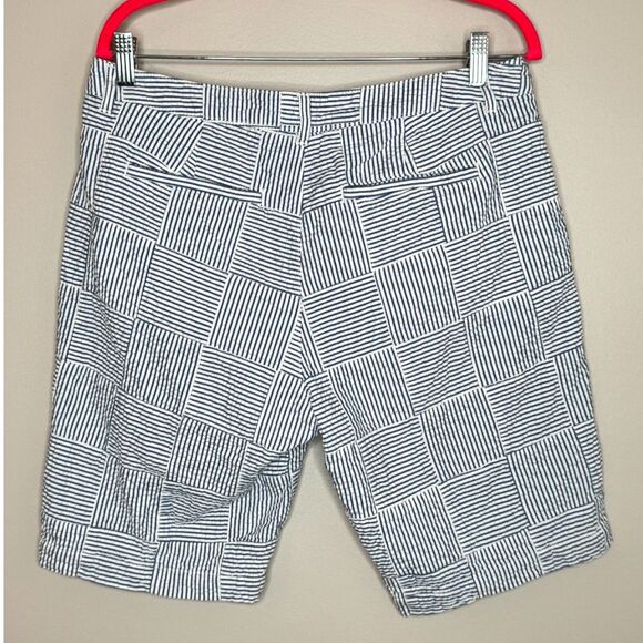 L.L. Bean Women’s Blue & White Seersucker Patchwork Shorts Nautical Preppy 10 - Picture 3 of 7